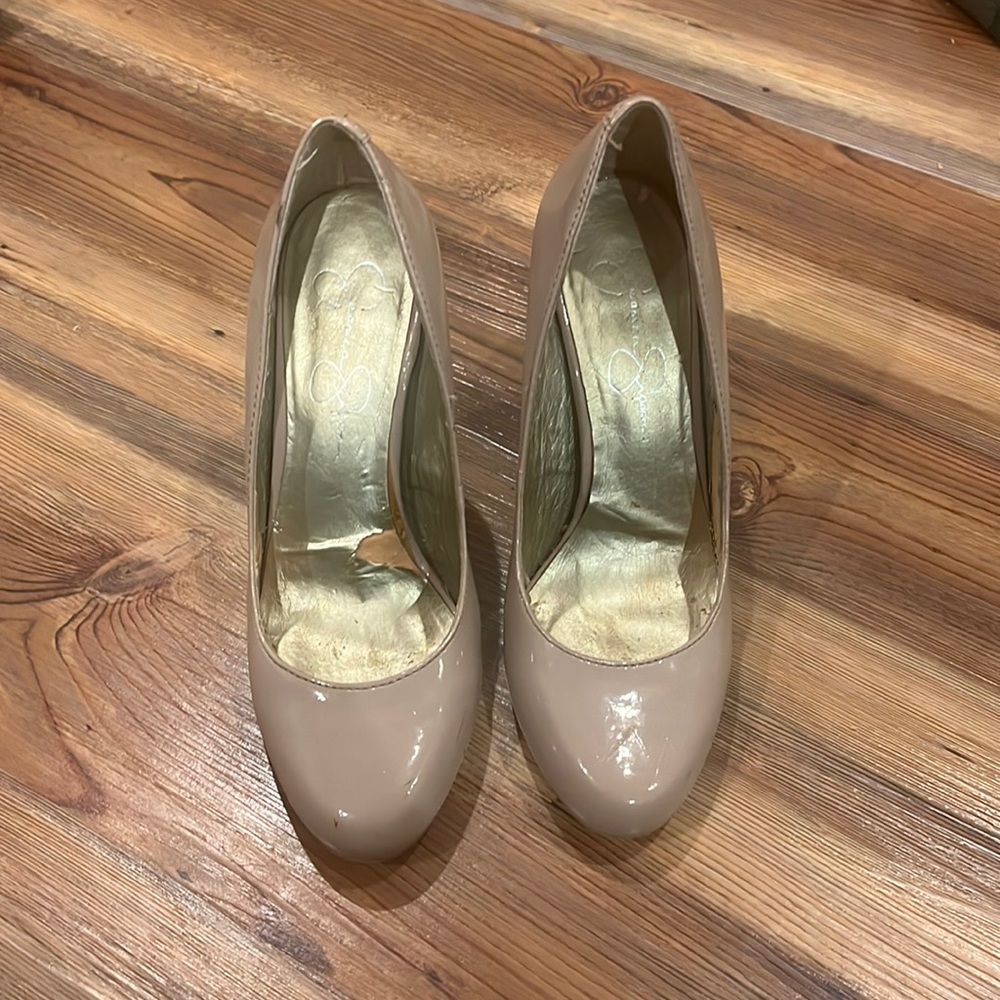 jessica simpson nude heels